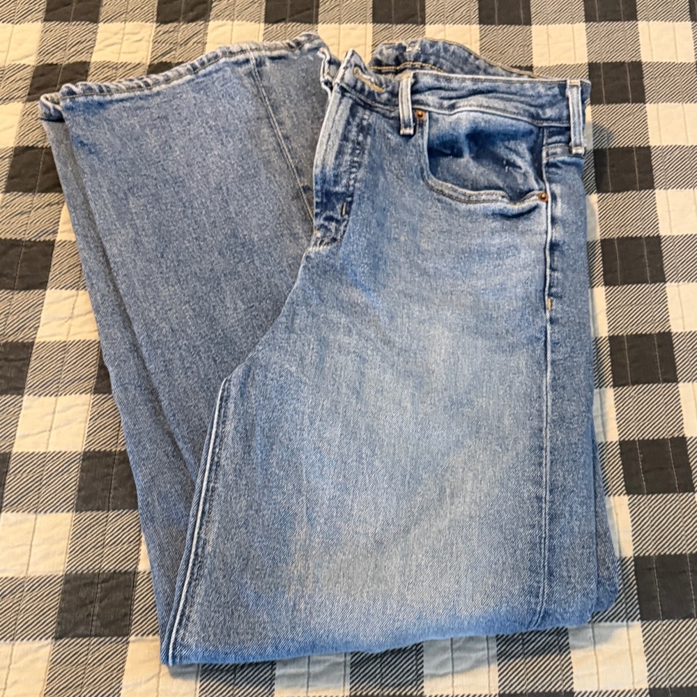 Old Navy Sky Hi Blue Denim Jeans women’s 10
